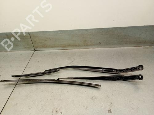 Front windshield wiper arm TOYOTA COROLLA Estate (_E21_) 1.8 Hybrid (ZWE211W) | BP25237785C143