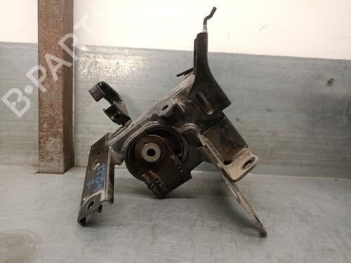 Used Engine mount TOYOTA YARIS (_P13_) 1.5 Hybrid (NHP130_) (101 hp) 25238935