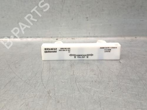 antennabase-renault-zoe-bfm_-2012-26230087 main image