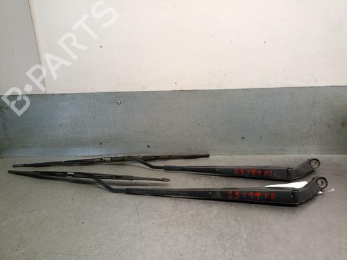 Used Front windshield wiper arm Front windshield wiper arm TOYOTA COROLLA (_E12_) 1.4 VVT-i (ZZE120_, ZZE120R) (97 hp) 34274848 34274848
