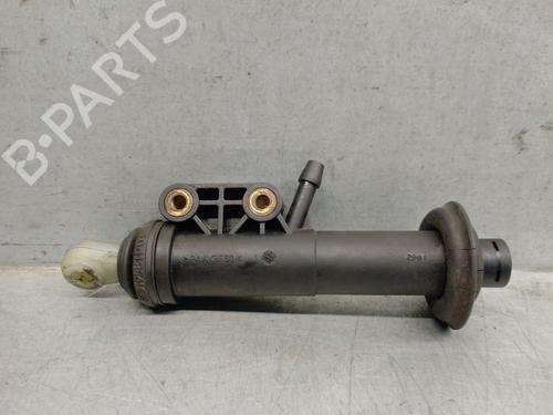 Used Clutch slave cylinder MERCEDES-BENZ V-CLASS (638/2) V 220 CDI (638.294) (122 hp) 27090371