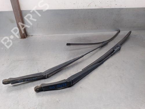 Brazo limpia delantero Brazo limpia delantero VOLVO XC90 I (275) D5 AWD (185 hp) 36812753 36812753