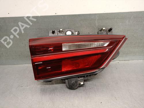 Feu de coffre gauche BMW X2 (F39) sDrive 18 i (140 hp) 31931690