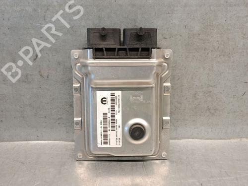 Engine control unit (ECU) FIAT PANDA (312_, 319_) 1.0 Mild Hybrid (312.PYD1B) 52208809 | 0206564B | MOPAR