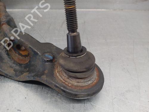 Right front suspension arm LAND ROVER RANGE ROVER SPORT I (L320) 3.0 D 4x4 | BP29608520M13 