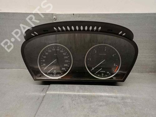Used Instrument cluster BMW 5 (E60) 530 d (235 hp) 18730407