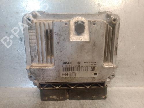 Used Engine control unit (ECU) Engine control unit (ECU) OPEL VECTRA C Estate (Z02) 1.9 CDTI (F35) (120 hp) 33045731 33045731