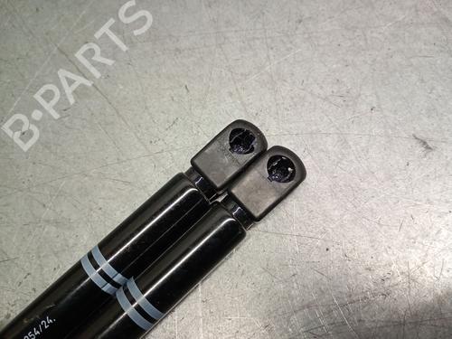 Tailgate lift support VW GOLF VIII (CD1, DA1) 1.5 eTSI | BP31905245C138 - Image 2