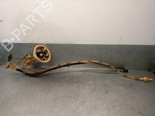 Used Fuel pump BMW 3 (E90) 320 d (163 hp) 24917139