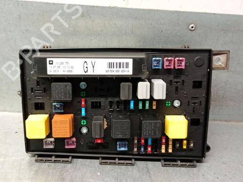 fuse-box-opel-astra-h-a04-2004-2005-2006-2007-2008-2009-2010-2011-2012-2013-2014-32773988 main image
