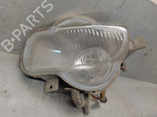 Feu de brouillard avant gauche VOLVO V70 II (285) 2.4 (140 hp) 30832431