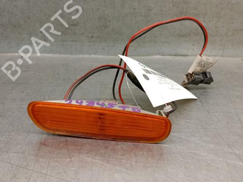Used Right side indicator VOLVO V40 Estate (645) 1.8 i (125 hp) 32751583