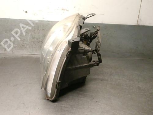 Right headlight TOYOTA AVENSIS Estate (_T25_) 2.2 D-CAT (ADT251_, ADT251R) | BP30805335C29