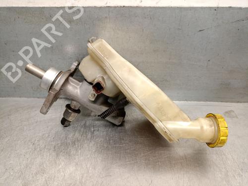 Used Brake master cylinder PEUGEOT 1007 (KM_) 1.4 (75 hp) 22738949