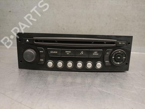Used Radio Radio 38052511 38052511