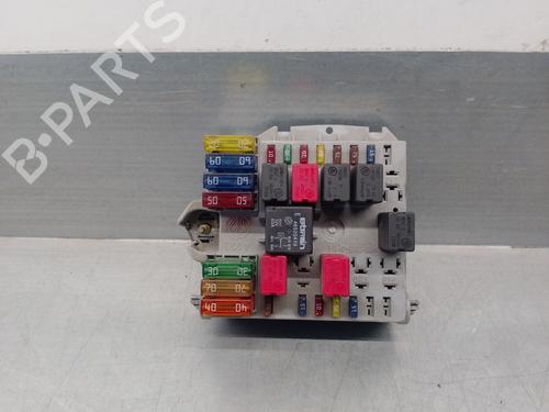 Used Fuse box FIAT PUNTO (188_) 1.2 60 (188.030, .050, .130, .150, .230, .250) (60 hp) 15349136
