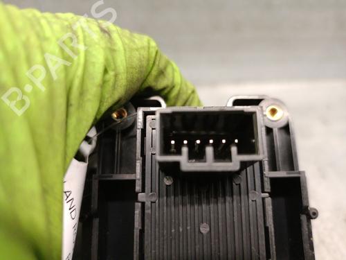 Hand brake LAND ROVER RANGE ROVER III (L322) 3.6 D 4x4 | BP32404774I18