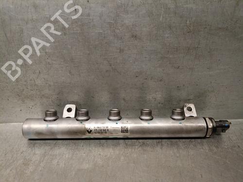 Used Injection rail NISSAN X-TRAIL III (T32_, T32R, T32RR) 1.6 dCi ALL MODE 4x4-i (NT32) (130 hp) 31063965