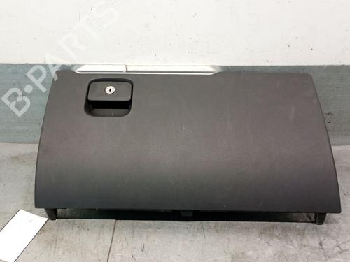 Used Glove box JAGUAR F-PACE (X761) 2.0 TD4 (180 hp) 33045685
