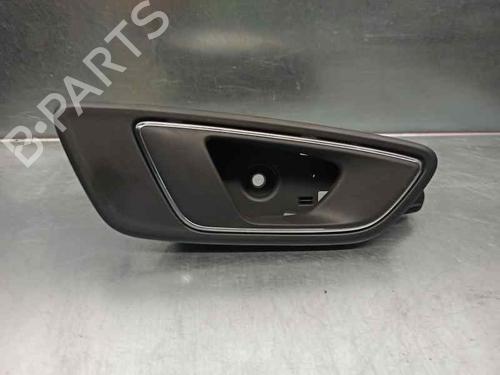 Høyre foran invendig håndtak SEAT LEON ST (5F8) [2012-2020]  5886863
