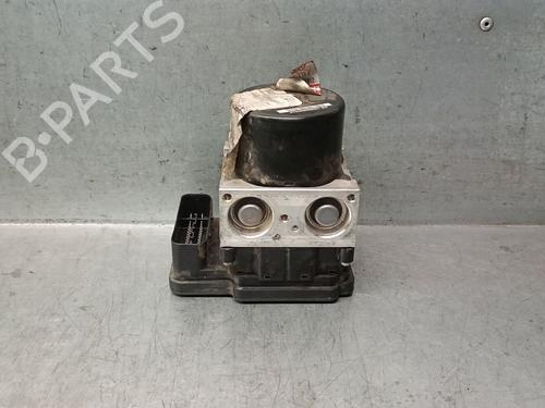 Used ABS pump RENAULT MEGANE III Hatchback (BZ0/1_, B3_) 1.5 dCi (BZ0C) (90 hp) 31096540
