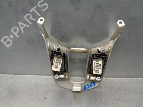 Steering wheel controls KIA SPORTAGE III (SL) 2.0 CRDi | BP10541305E15 
