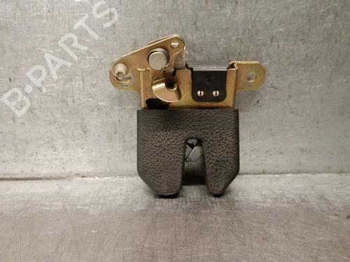 tailgate-lock-vw-passat-b55-3b3-2000-2001-2002-2003-2004-2005-40462235 main image