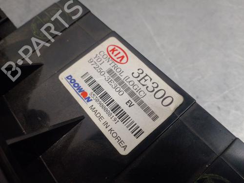 Climate control KIA SORENTO I (JC) 2.5 CRDi 4WD | BP26322658I5 