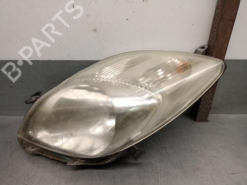 Used Left headlight TOYOTA YARIS (_P9_) 1.4 D-4D (NLP90_, NLP90R) (90 hp) 32628897