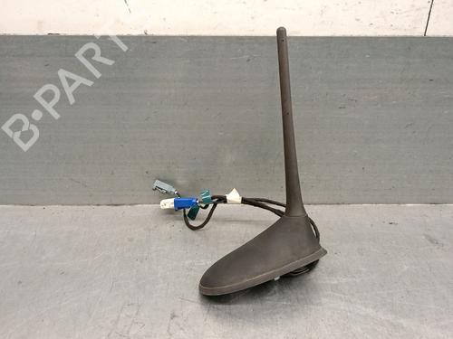 Used Antenna/Base FIAT 500L (351_, 352_) 1.3 D Multijet (199.LYM11, 199.LYM1A) (95 hp) 29332610