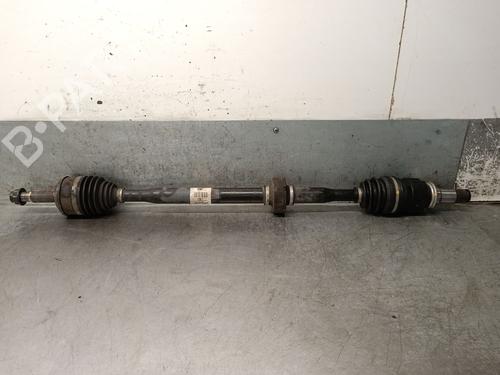 Used Right front driveshaft TOYOTA AURIS (_E18_) 1.8 Hybrid (ZWE186_, ZWE186R) (136 hp) 32349639