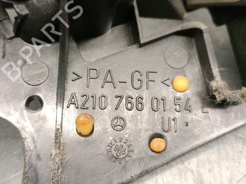Front left interior door handle MERCEDES-BENZ E-CLASS (W210) E 300 Turbo-D (210.025) | BP27180135I13 