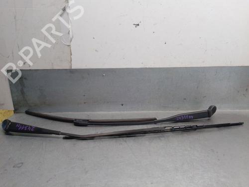 Ruitenwisserarm voor MERCEDES-BENZ A-CLASS (W168) A 140 (168.031, 168.131) (82 hp) 31183415
