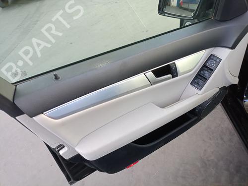 Radiator fan MERCEDES-BENZ C-CLASS (W204) C 220 CDI (204.008) | BP30718981M35