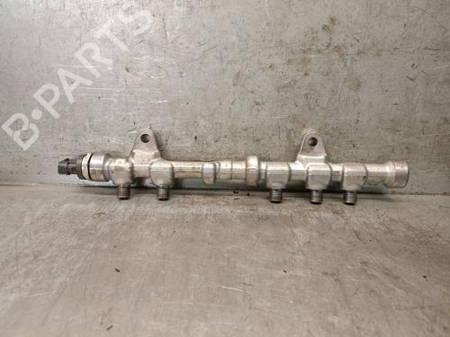 Used Injection rail Injection rail 26003038 26003038