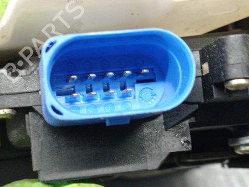 Front left lock VW GOLF V (1K1) 1.6 | BP30412499C98 