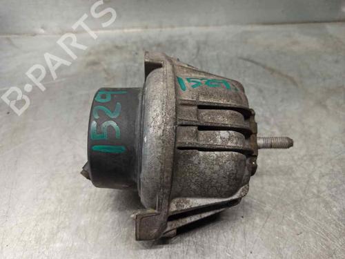 Used Engine mount BMW 1 (E81) 118 i (143 hp) 9734536