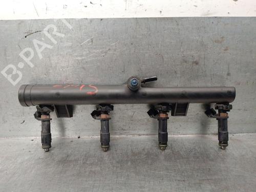 Used Injection rail Injection rail PEUGEOT 407 (6D_) 2.2 16V (6D3FYH, 6D3FYE) (163 hp) 33273357 33273357