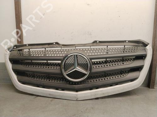 Used Grille Grille MERCEDES-BENZ SPRINTER 3,5-t Van (B906) 311 CDI (906.631, 906.633, 906.635, 906.637) (114 hp) 40539137 40539137