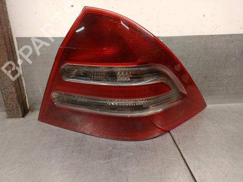 right-taillight-mercedes-benz-c-class-w203-2000-2001-2002-2003-2004-2005-2006-2007-32709957 main image