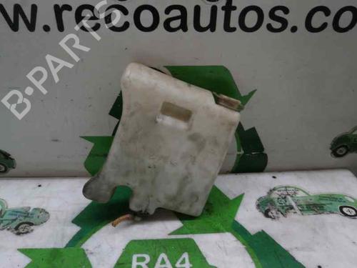 Used Windscreen washer tank MERCEDES-BENZ E-CLASS (W210) E 300 Turbo-D (210.025) (177 hp) 2051324