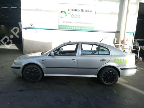 Used Parts SKODA OCTAVIA I (1U2) 1.6 (102 hp) 4389383