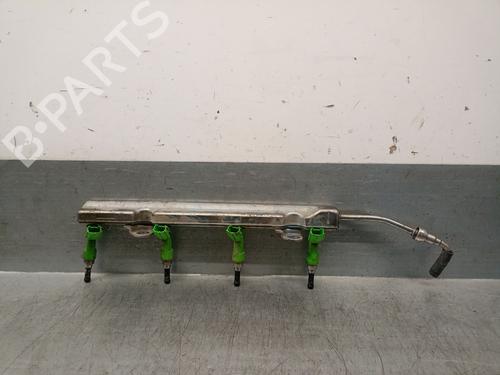 Used Injection rail Injection rail 30005956 30005956