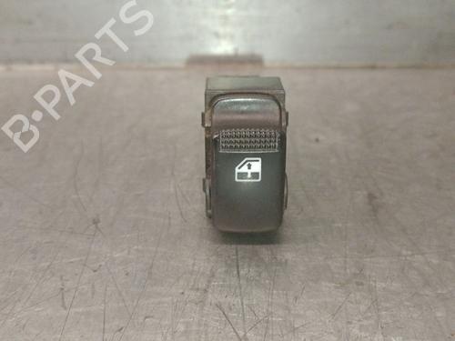 Used Right front window switch KIA SORENTO I (JC) 2.5 CRDi 4WD (140 hp) 22248665