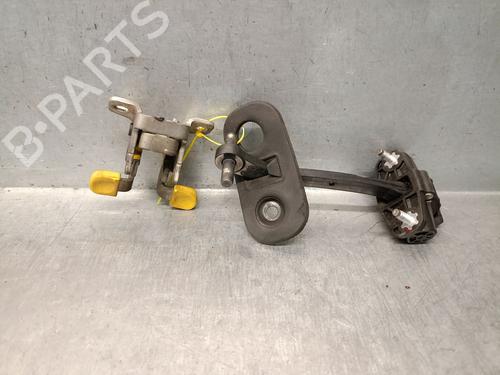 Used Hinge/Door check strap Hinge/Door check strap 39247042 39247042