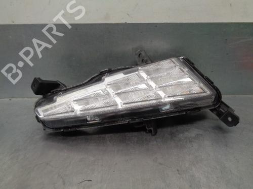 Used Right headlight Right headlight HYUNDAI i30 (PDE, PD, PDEN) 1.0 T-GDI (120 hp) 17677280 17677280
