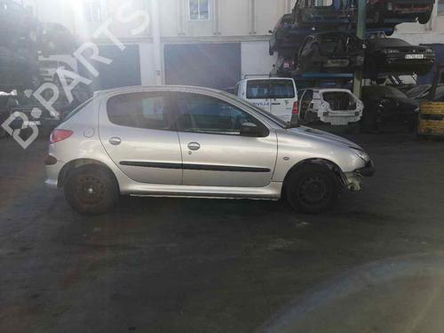 Fuse box PEUGEOT 206 Hatchback (2A/C) 2.0 HDI 90 | BP8947791E1 