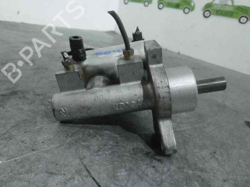 Brake master cylinder DAEWOO NUBIRA Saloon (J200) 1.6 | BP2117958M77 
