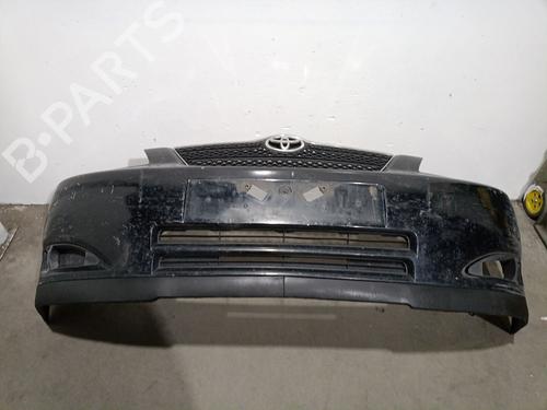 Used Front bumper TOYOTA COROLLA (_E12_) 2.0 D-4D (CDE120R, CDE120L_) (116 hp) 31818077