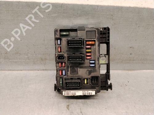 Used Fuse box Fuse box 38543522 38543522